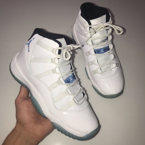 Jordan 11 BG Legend Blue - Picture 1 of 8